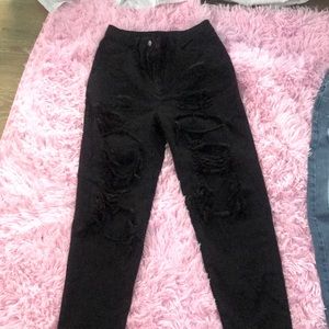 I’m selling these because I got them of shien and they were to big for me